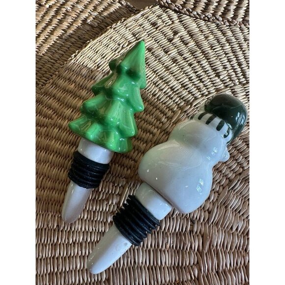 2 piece Target Christmas winter Wine bottle cork - Picture 7 of 10